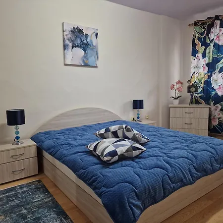 Уютен 2-Стаен Апартамент В Центъра На Добрич * Dobrich