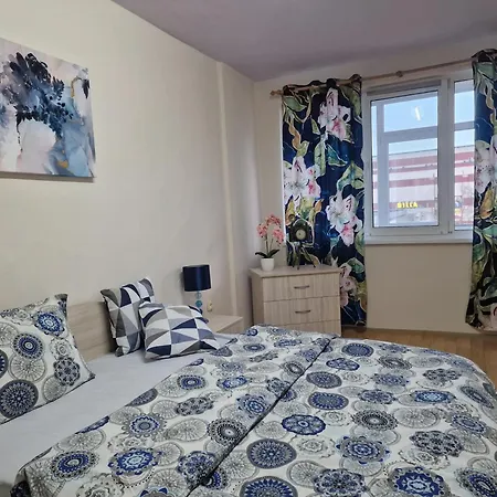 Уютен 2-Стаен Апартамент В Центъра На Добрич * Dobrich