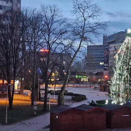 Уютен 2-Стаен Апартамент В Центъра На Добрич Apartment *