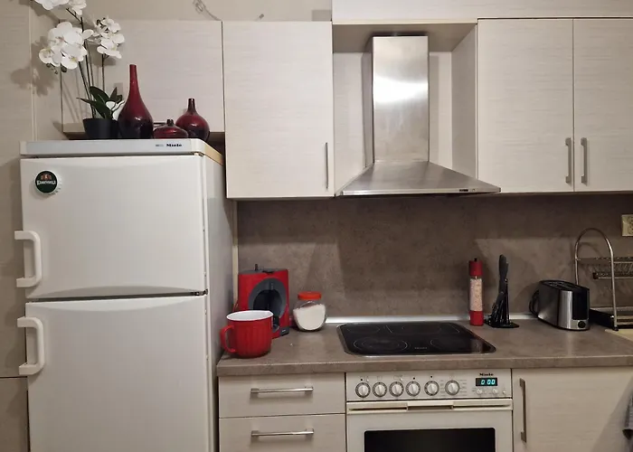 Уютен 2-Стаен Апартамент В Центъра На Добрич *