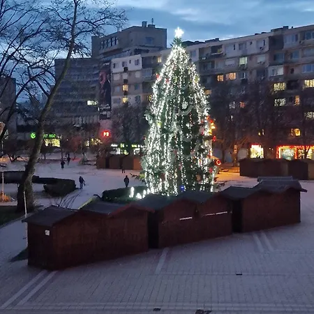 уютен 2-стаен в центъра на Apartman