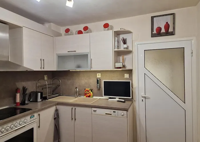 Уютен 2-Стаен Апартамент В Центъра На Добрич