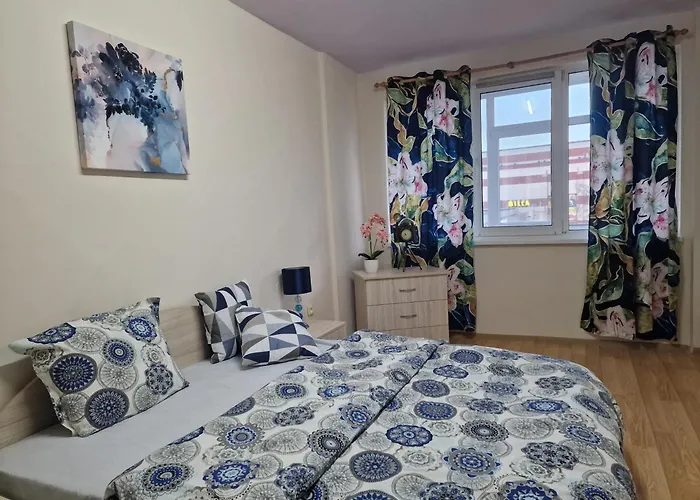 Уютен 2-Стаен Апартамент В Центъра На Добрич * Dobrich